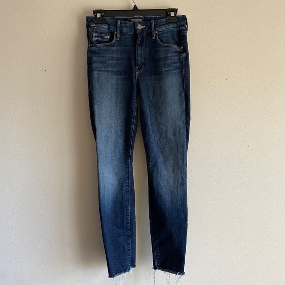 Mother Looker Fray In Hot Springs - Picture 5 of 14